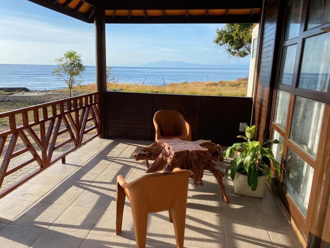 Compass Diving Resort Beloi エクステリア 写真